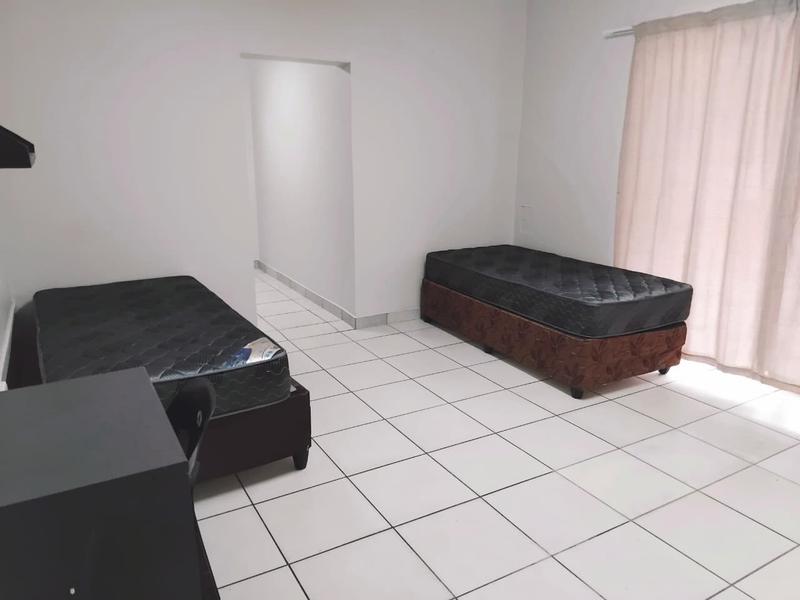 To Let 1 Bedroom Property for Rent in Die Bult North West